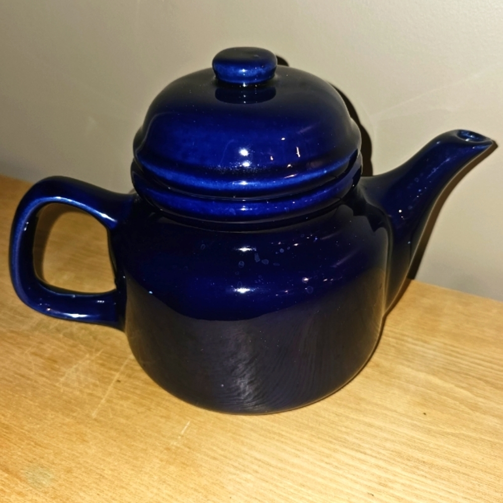 Dark Blue Pottery Teapot With Lid